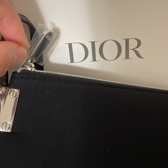 Dior 2in1 bag (shoulder n crossbody) - Picture 5 of 5